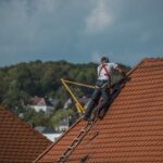 How Roof Specialists Assess and Fix Structural Damage